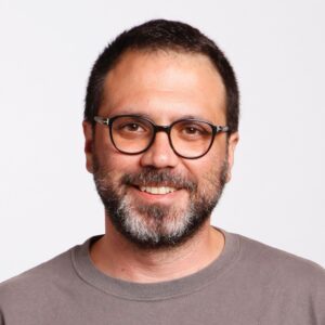 Dr. Uygar Ozesmi