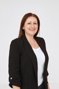 Ebru Dizdar Akova